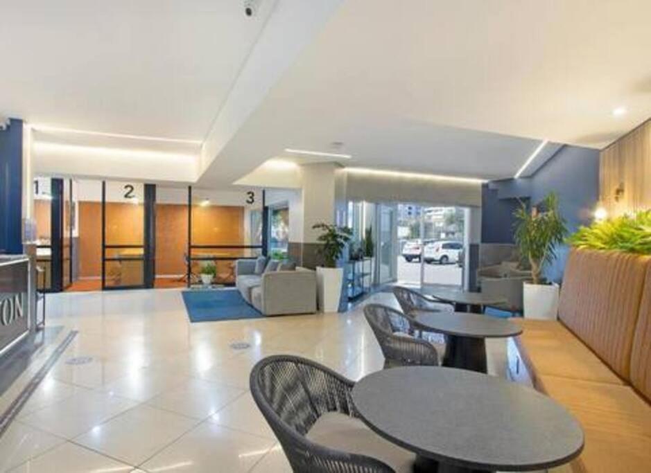 Apartamento Luxury, Location, & Convenience. Johannesburgo Exterior foto