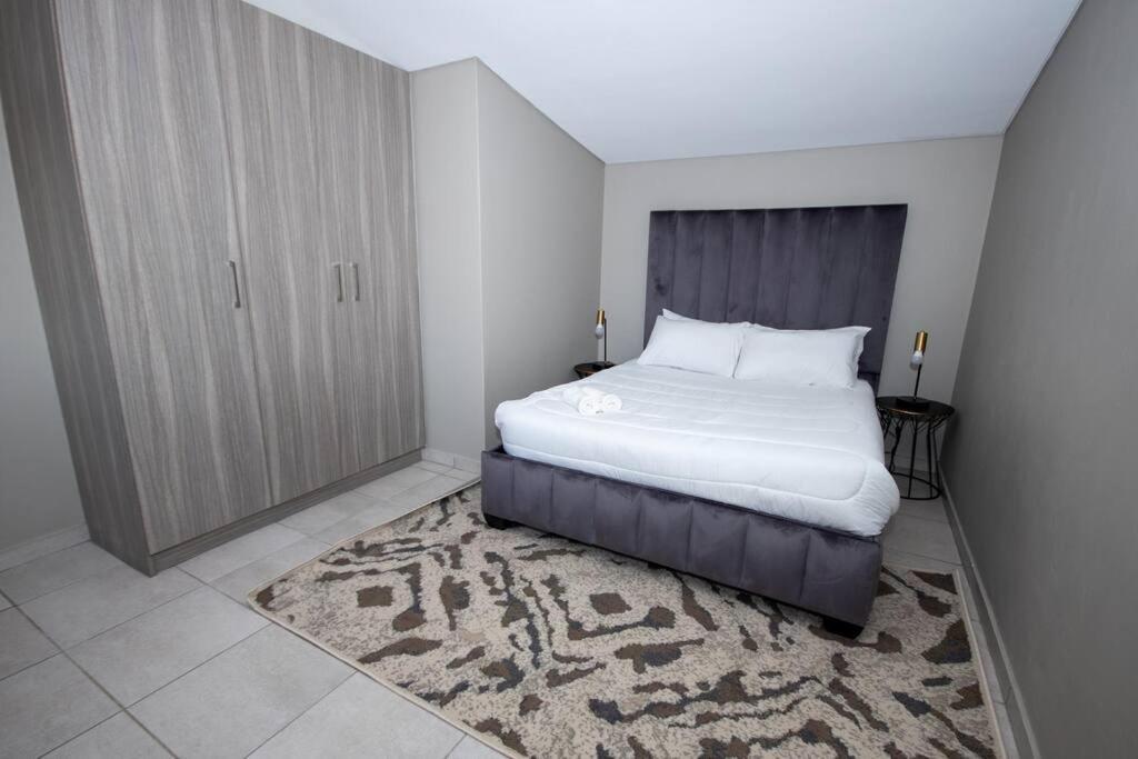 Apartamento Luxury, Location, & Convenience. Johannesburgo Exterior foto